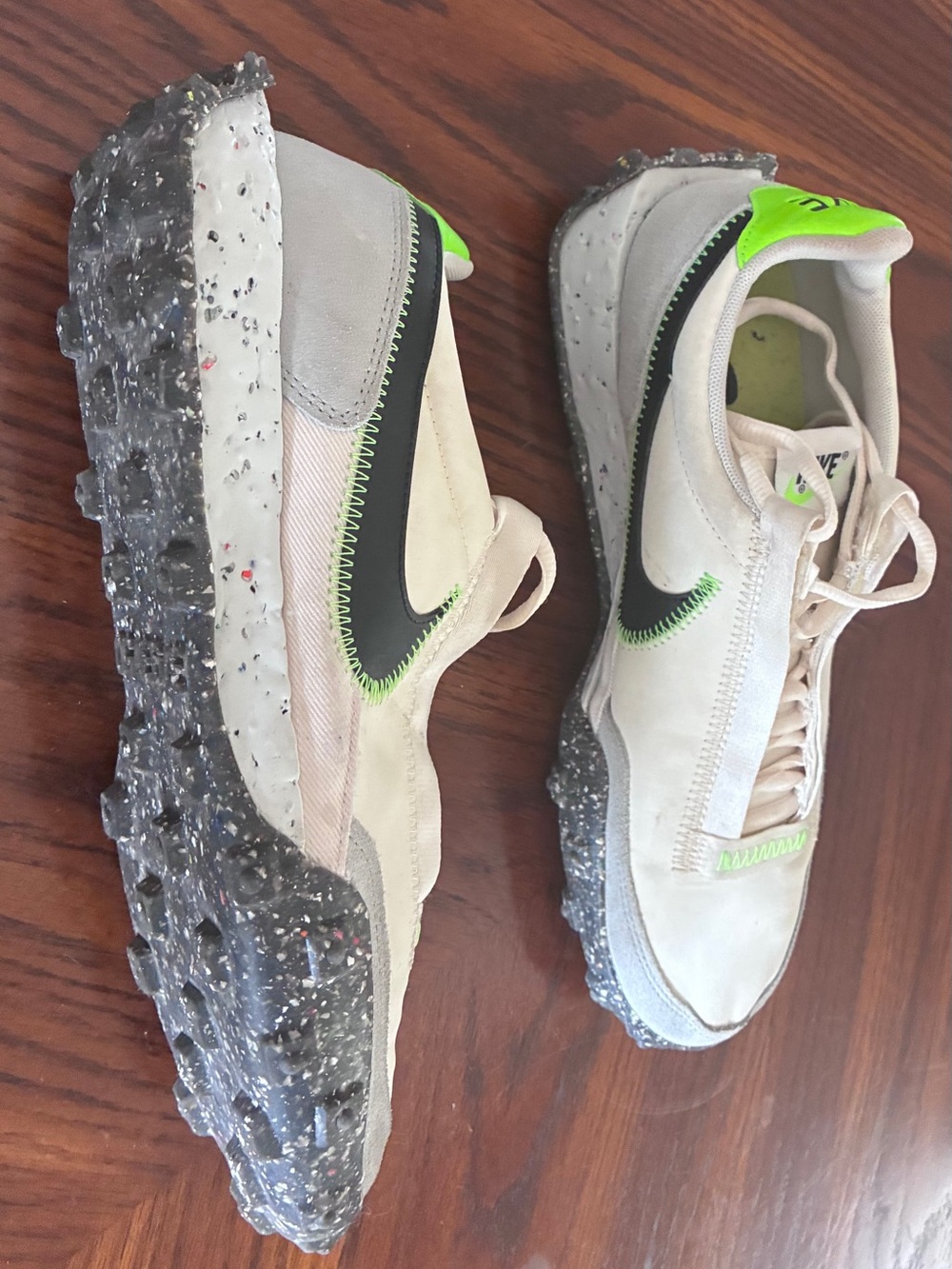 NIKE Waffle Racer Women’s 10M